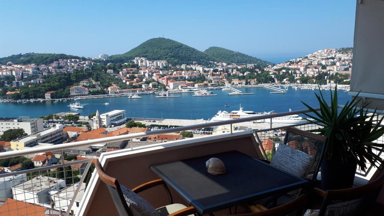 Luna & Lea Sea View Apartament